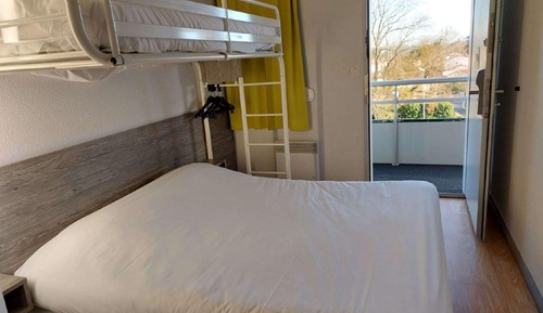 Standard Room, Multiple Beds