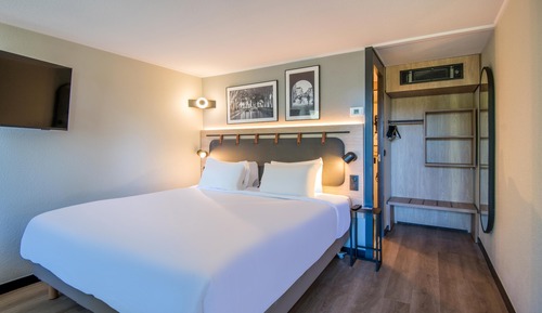 Superior Room, 1 King Bed