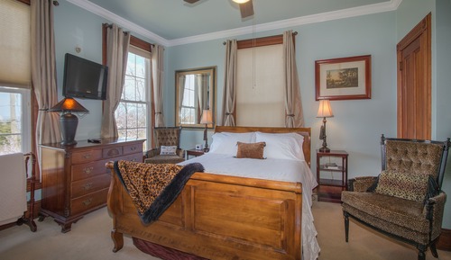 Room, 1 Queen Bed (Room 3)