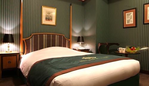 Semi Double Room