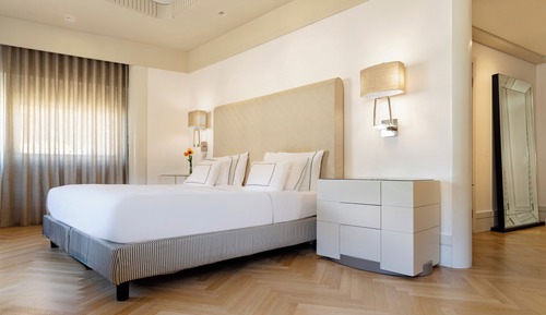 Junior Suite with Spa Access (2+2)