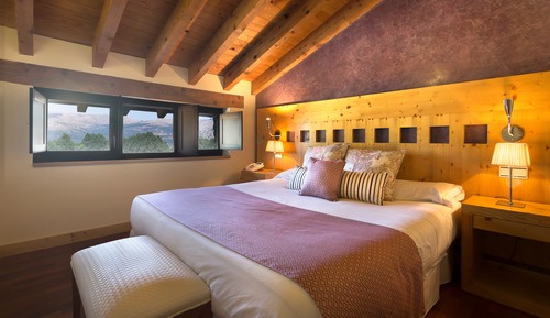 Duplex Junior Suite + hot tub + free wifi (3 adults + 2 children)