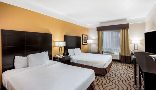 Room, 2 Queen Beds, Accessible, Non Smoking (Roll-In Shower)