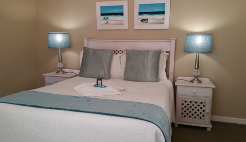 Comfort Room, 1 Bedroom (Rm 4, Double bed, north-facing )