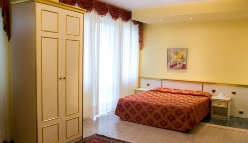 Superior Double Room, 1 Double Bed (Free Spa Access)