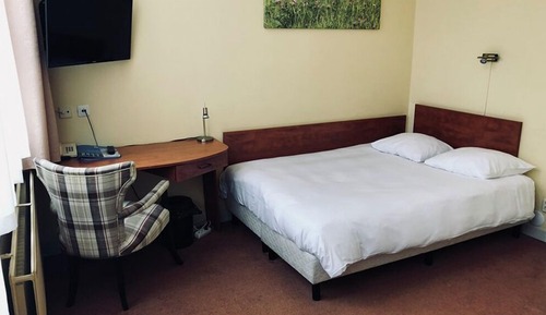 Double Room (Small)