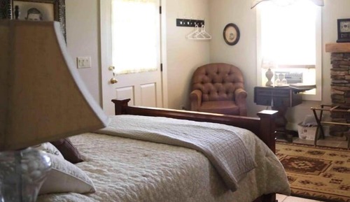 Deluxe Double Room, Ensuite, Lake View (Appalachian Room)