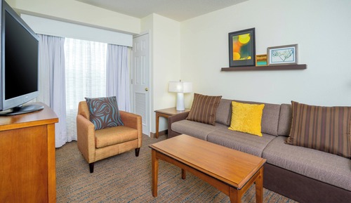 Suite, 1 Bedroom (Mobility/Hearing Accessible, Tub)