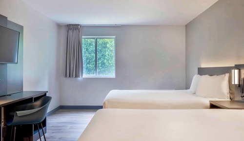 Standard Room, 2 Queen Beds, Non Smoking