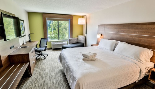 Standard Room, 1 King Bed