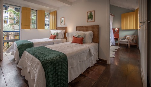 Suite, Balcony (Quadruple)