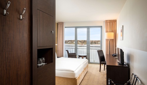 Superior Double or Twin Room with River View