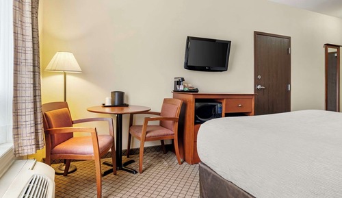 Accessible Queen Room, Non-Smoking