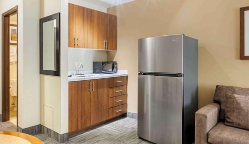 Room, 2 Queen Beds, Non Smoking (Efficiency, Upgrade)