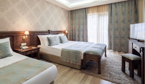 Select Junior Suite 