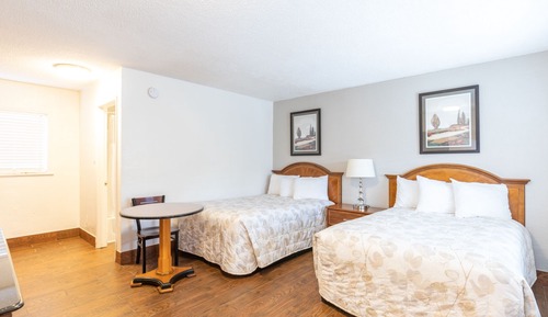 Standard Room, 2 Double Beds