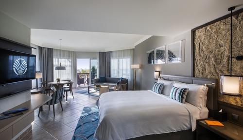 Suite, Balcony, Garden View