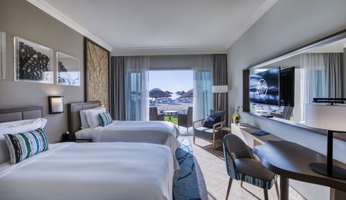 Room, 2 Twin Beds, Terrace, Garden View