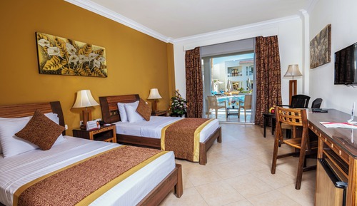 Comfort Triple Room