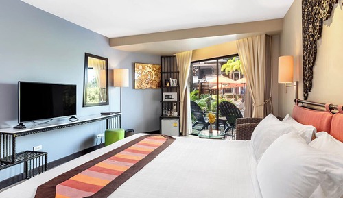 Deluxe Room, Pool Access