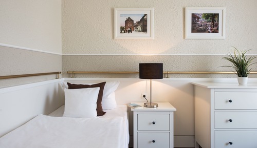 Standard Single Room