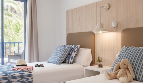 Double Room, Balcony