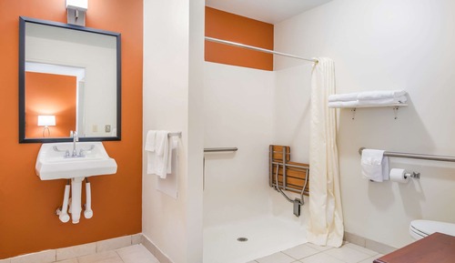 Room, 1 King Bed, Accessible, Non Smoking