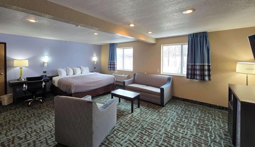 Suite, 1 King Bed, Non Smoking