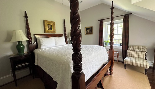 Room (10AMB)