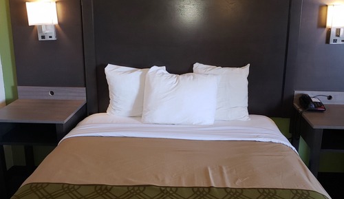 Standard Room, 1 Queen Bed, Smoking