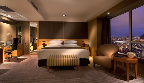 Double Room, 1 King Bed, City View (Deluxe Room King)