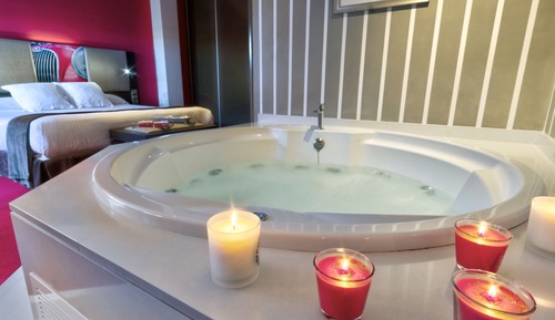 Standard Double or Twin Room (Jacuzzi)