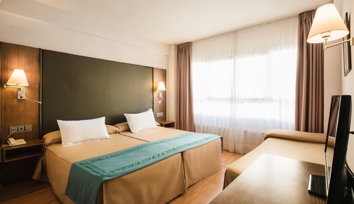 Double Room (with extra bed)