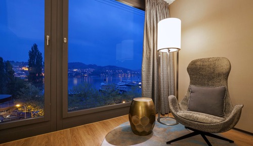 Suite - Lakeside