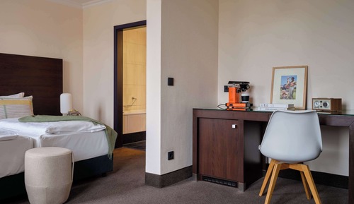 Signature Twin Room