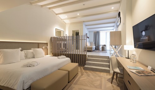 Superior Room, Garden View (Sofa Bed - Triple)