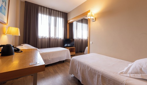 Apartment (3 adults + 1 child)+ PortAventura Park & Ferrari Land