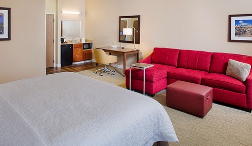 Studio, 1 King Bed, Accessible, Non Smoking