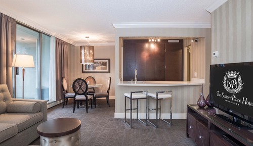 Two Bedroom Sutton Suite, 1 King, 1 Queen, Sofa Bed