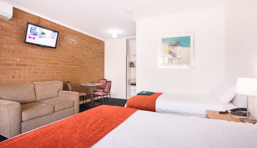 Deluxe Twin Room
