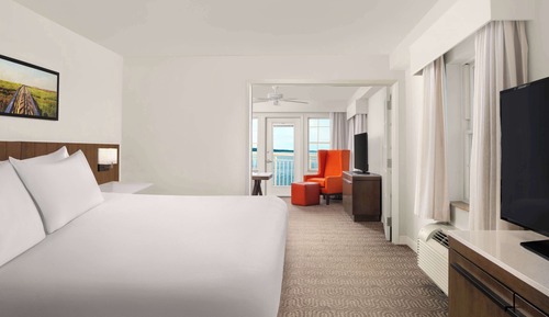 Premium Suite, Accessible
