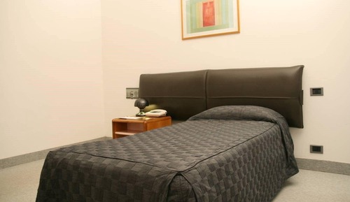 Classic Single Room