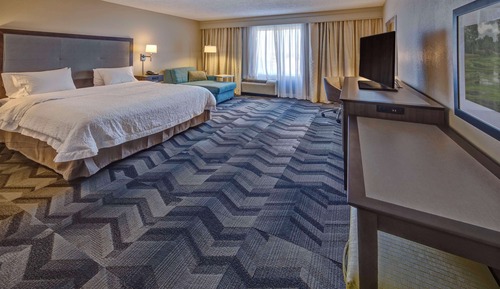 Studio, 1 King Bed, Accessible (Hearing)