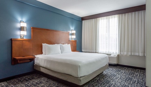 Room, 1 King Bed with Sofa bed (High Floor)