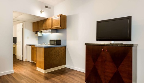 Suite, 1 King Bed, Non Smoking