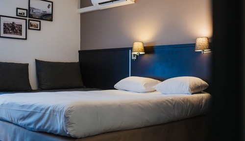 Comfort Room, 1 Double Bed, Non Smoking, Bathtub