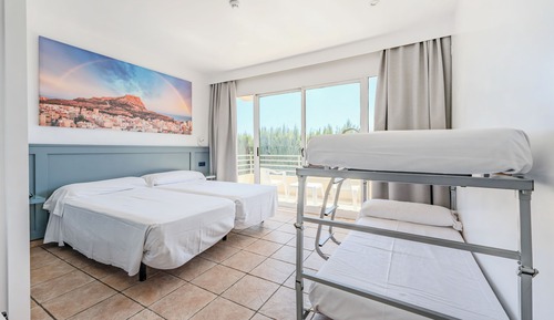 Quadruple Room, Terrace