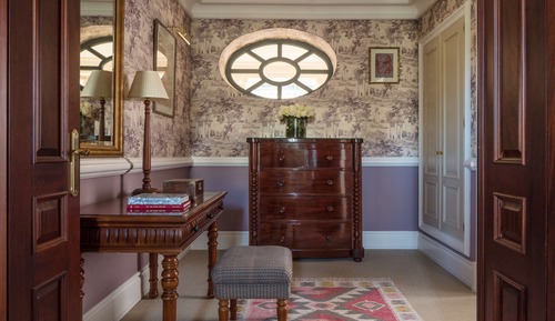 Grand Suite (Extra Bed 3 adults)