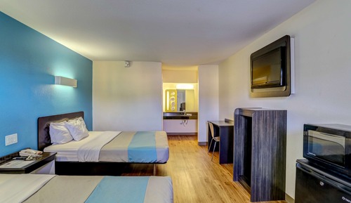 Standard Room, 2 Queen Beds, Smoking