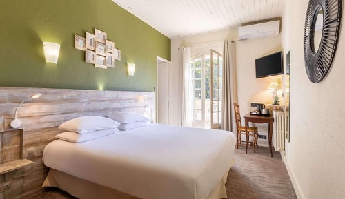 Superior Room, 1 Double Bed, Balcony, Garden View (Twin bed on request)